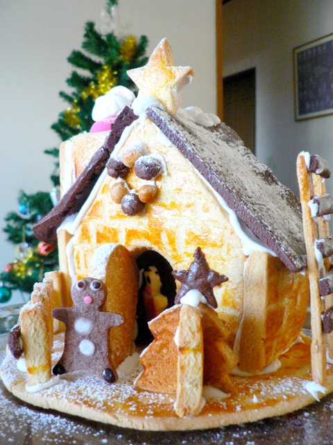 c514c1f4fc4a7996ec5ad06b0fd3cdea_s クリスマス用のお菓子の家キット！一番簡単なのはコレでした！