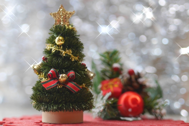 クリスマスツリー・おしゃれで小さい物を紹介！定番から北欧まで | むむきちの小屋